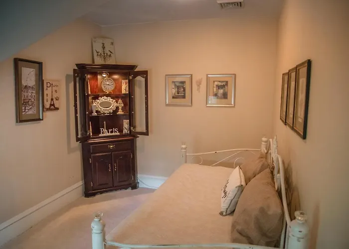 Blessings On State Bed & Breakfast 4*