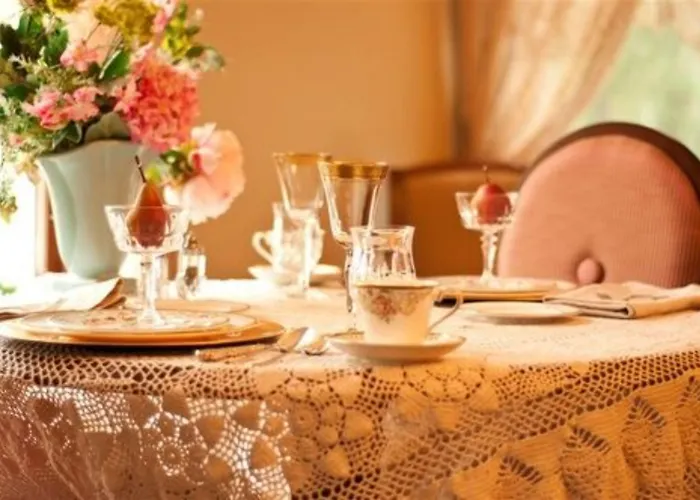 Bed & Breakfast Blessings On State